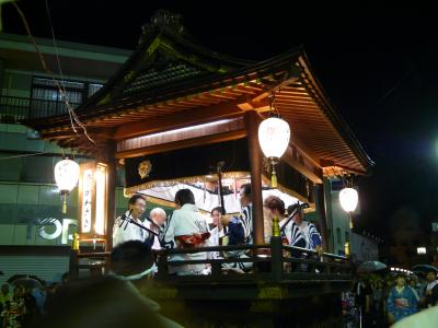 真夏のお盆にぴったりの『郡上八幡の徹夜踊り』で満喫しました。