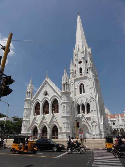 インド周遊（その9）　5日目・2　チェンナイ　カトリック教会の見学