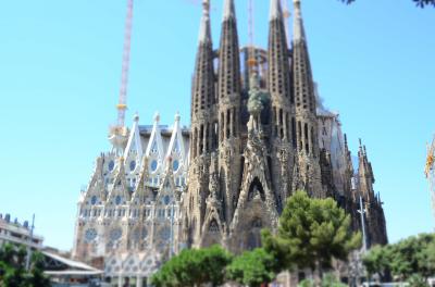 フランス-バスク-スペイン 点と点を繋ぐくるり旅(14) バルセロナ街歩き カサ・ミラ/サグラダ・ファミリア