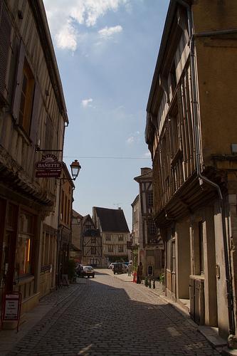 Noyers（ノワイエ・シュル・スラン）- フランスで最も美しい村巡り2011 4travel No.62-