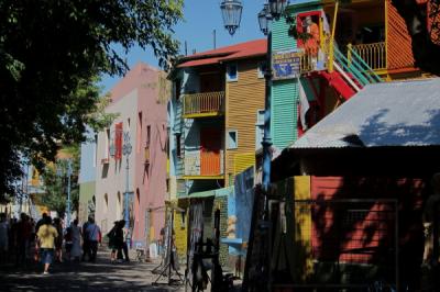 アルゼンチン　ブエノスアイレス　カラフルなカミニート地区