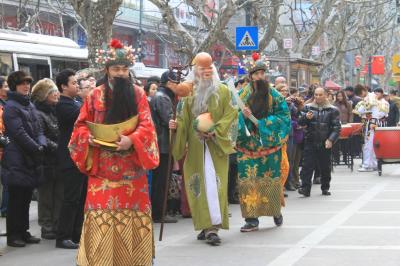 2012年上海の春節（２）准海路の蛇踊り
