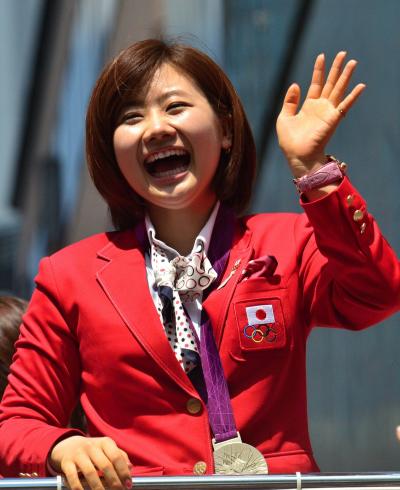 ロンドンオリンピック・メダリストのパレードが銀座で行われました