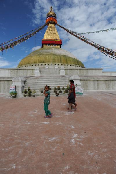 炎天下をボウダナートからパシュパティナートまで歩いた