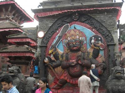 メインの宮廷広場