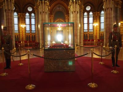 3泊のブダペスト⑩ *　2012/8/12　ほんとに世界一豪華絢爛　国会議事堂　英語ガイドツァー