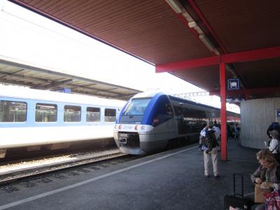 フランス新幹線TGVに乗ります