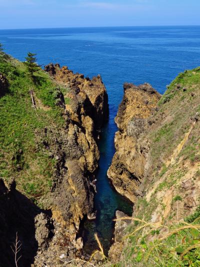 能登14　義経の舟隠し・ヤセの断崖の絶景　☆柵内は立入禁止に