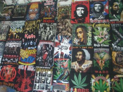 バンコク 路地を抜けてボーベー市場へ 屋台を観てたら雨雲が・・・