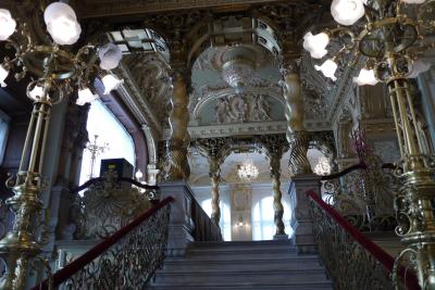 3泊のブダペスト⑬ *　2012/8/12　歴史を感じるドハーニ通りを歩き、ランチは　ボスコロ・ニューヨーク・パレス内　ニューヨーク・カフェ