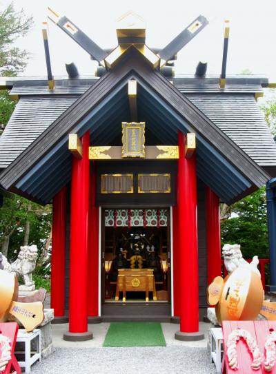 富士山-2　小御嶽神社に参拝 五合目は大賑わい　☆緑陰で昼食・休憩