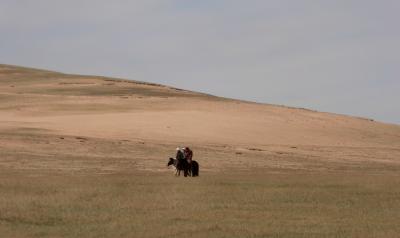 モンゴル　乗馬の旅　エレステツーリストキャンプ　後半