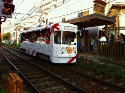 都電庚申塚駅（都電１００週年記念電車）