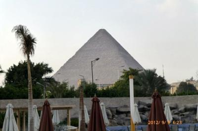 憧れのエジプト（２）　～クフ王のピラミッド～