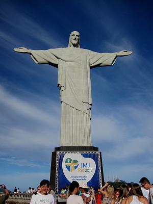ブラジル　リオデジャネイロ　（１）カーニバル開催中　街もビーチも大賑わい！