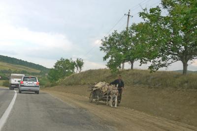 2012.8ルーマニア・モルドヴァ一人旅21-国境からキシナウへのドライブ
