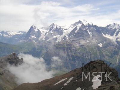 スイス・ドライブ旅行9泊10日 (7-2)：シルトホルン山頂～ビルク ハイキング