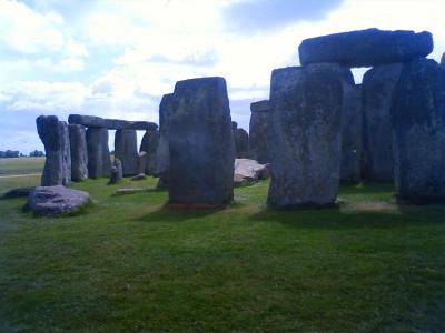 ドイツ・イギリス出張記　～　後半：ストーンヘンジは羊の向こうに立っていた