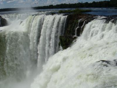 たまには船旅⑫　★アルゼンチン（イグアスの滝）