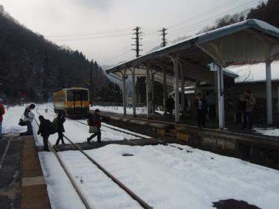 2010.01 正月に行く西日本周遊旅行（１）中国地方ローカル線巡り・正月早々賑わう備後落合駅