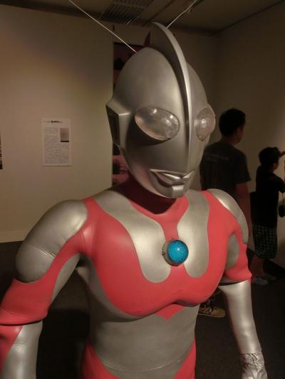 ウルトラマンアート展へ(2012年8月)
