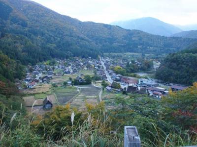 黄葉前線を追いかけて白山連峰「野谷荘司山」と白川郷を訪ねる。