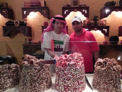 dubai　旅行　4　Gold Souk　& Souk Madinat Jumeirah & IbnBattuta Mall へ行く。