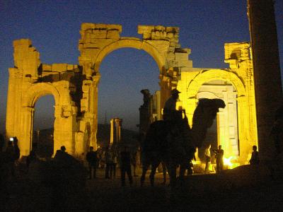 ヨルダン＆シリア ☆ 薔薇色の「ペトラ遺跡」と栄華を誇った「パルミラ遺跡」を訪ねて