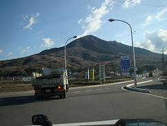 梅の筑波山と土浦のレンコン