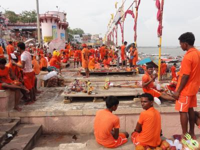 インド周遊(その35) 20日目・2 バラナシー(2日目) ガート散歩(その3)