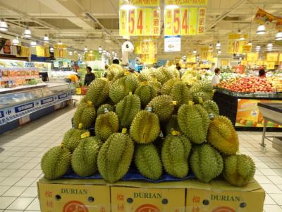 2012【2度目の】台湾一人旅! 【三日目】雙連朝市、西門紅楼、蜂大珈琲、家楽福、龍山寺、台北、迪化街