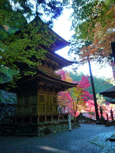 両界山横蔵寺の紅葉