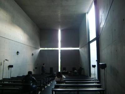 光の教会（茨木春日丘教会）　設計：安藤忠雄　その１