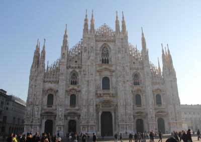 イタリア4都市周遊と華の都パリ ミラノ編