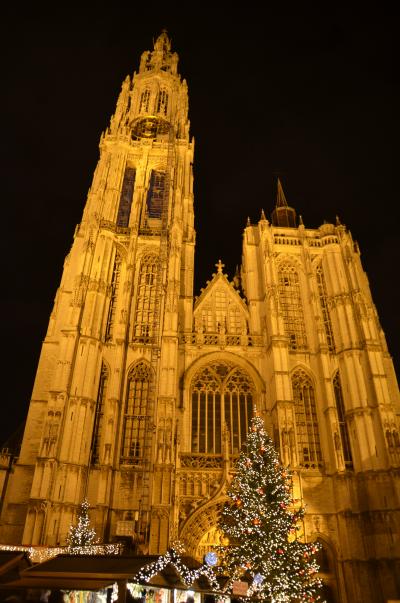 ベルギーの世界遺産②-1：アントワープのクリスマスマーケット