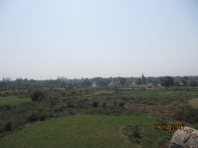 ビルマ・マンダレー特急旅行（５０）インワの遺跡。