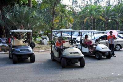 カートでGO!なバンコク正月(1)　カオキオ動物園　　＊ バンコク紀行(99) ＊