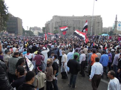 騒然としたタハリール広場、神聖なアズハルモスクにゴー!