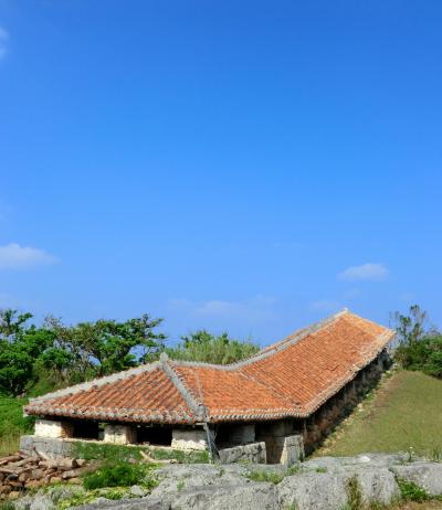 Ｏｋｉｎａｗａ ＜３＞ 座喜味グスク＆やちむん（焼物）の里＆グルメ