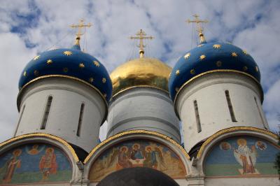ロシア・セルギエフ（４）　青い屋根に金の星