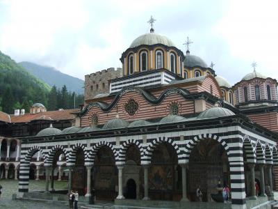 トルコ・ブルガリア・ルーマニア10日間の旅(5)　リラの僧院とボヤナ教会・・世界遺産のハシゴ