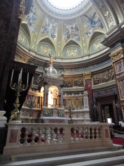 聖堂巡礼　ハンガリー：ブダペスト　イシュトハーン（イシュトヴァ-ン）大聖堂