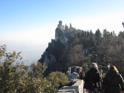 弾丸サンマリノ1212　「世界で5番目に小さい国は、最も古い共和国」　　～サンマリノ～