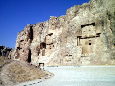 ユーラシア　東へ３５：　ペルシャのふるさと・ペルセポリス　「大王たちが眠る墓」