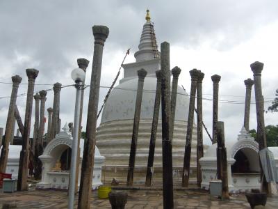 スリランカ　アヌラダプーラ