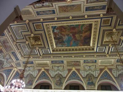 ◆年末年始の中欧旅行◇2日目◆アンドラーシ通りなどブダペストの街並み散策、そして夕ごはん