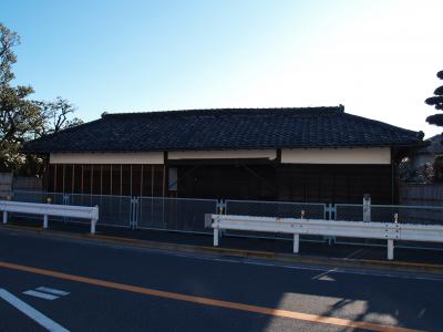 石井家長屋門（川崎市幸区古川町）