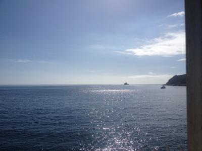 海水浴と温泉　--静岡　伊東温泉ーー