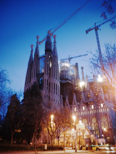 ガウディ建築に会いに♪夢のバルセロナ＆大好きPARIS６日間ひとり旅　３　～サグラダ・ファミリア編～