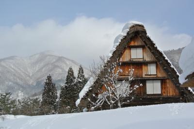 冬の飛騨へ③★白川郷の雪景色に感激→高山の町並みライトアップ